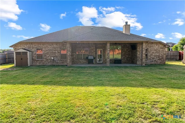 $469,900 | 11054 La Paloma Loop East, Salado, TX 76571