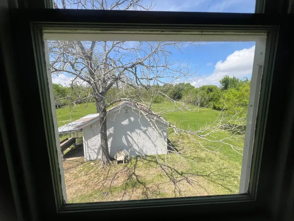 $4,200 | 618 Bayridge Road, La Porte, TX 77571