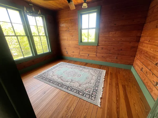 $4,200 | 618 Bayridge Road, La Porte, TX 77571