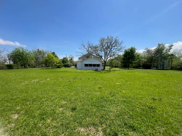 $4,200 | 618 Bayridge Road, La Porte, TX 77571