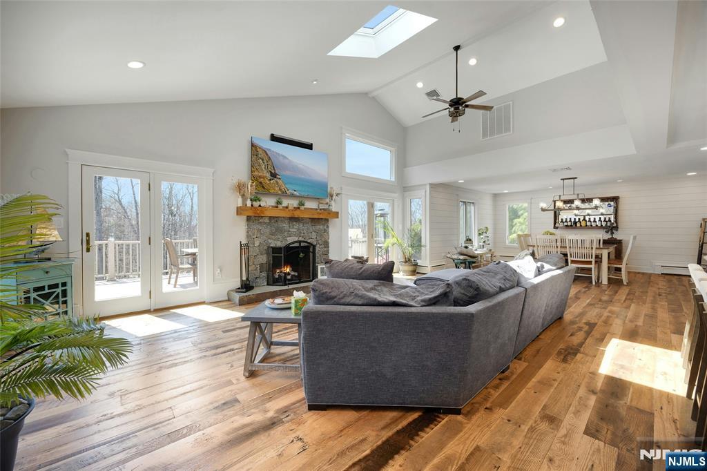 27 Omaha Road Wayne, NJ 07470 - Photo 11 of 50