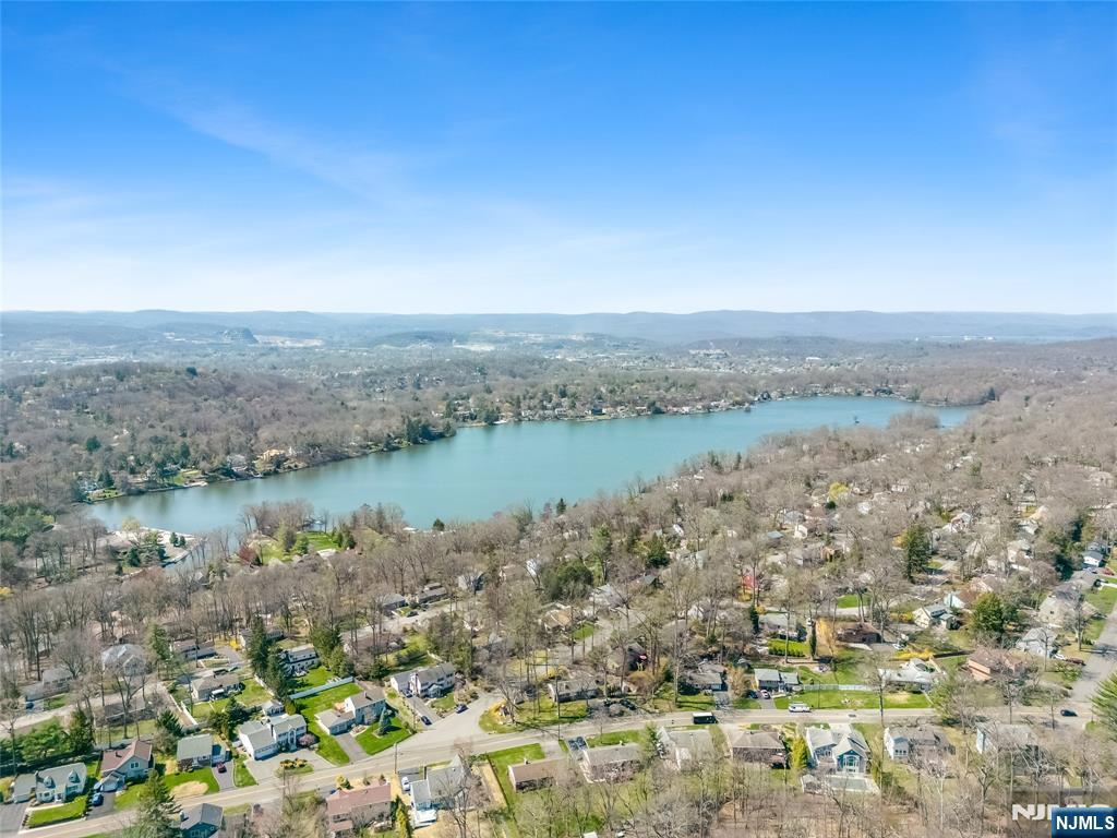 27 Omaha Road Wayne, NJ 07470 - Photo 50 of 50