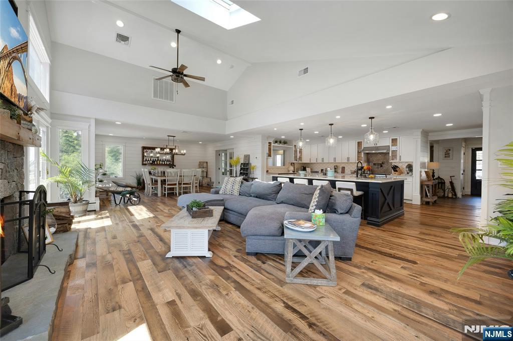 27 Omaha Road Wayne, NJ 07470 - Photo 10 of 50