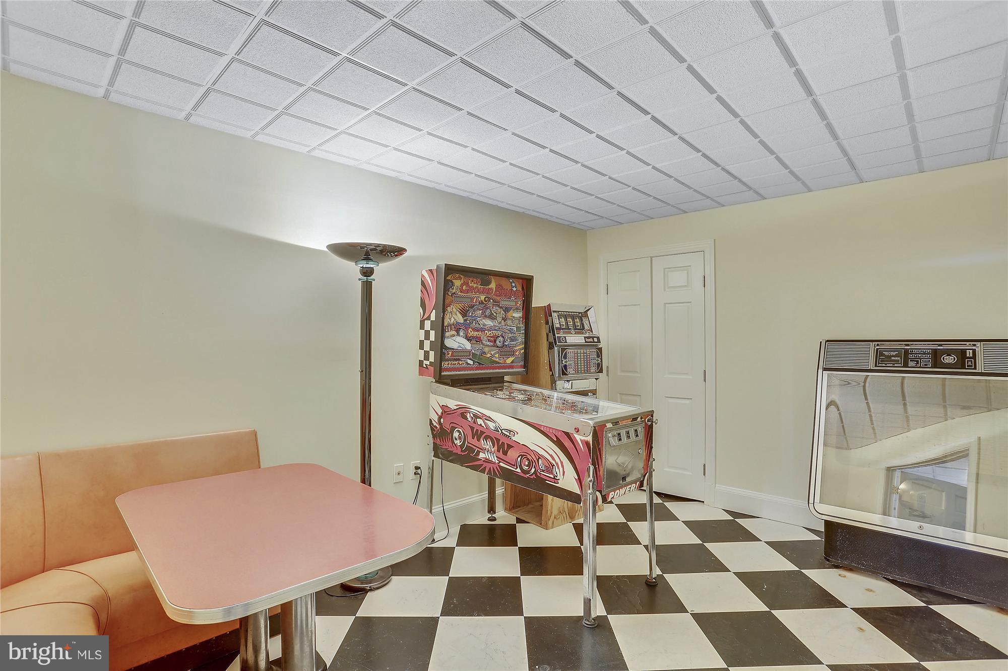 1711 Ashton Road Ashton, MD 20861 - Photo 26 of 30 a room with furniture and a rug