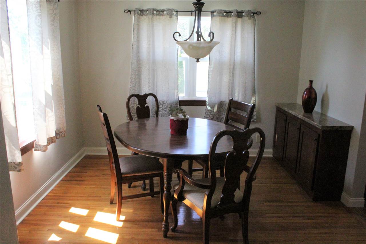 2748 Barton Avenue Waterloo, IA 50702 - Photo 9 of 20 Gallery Image 9