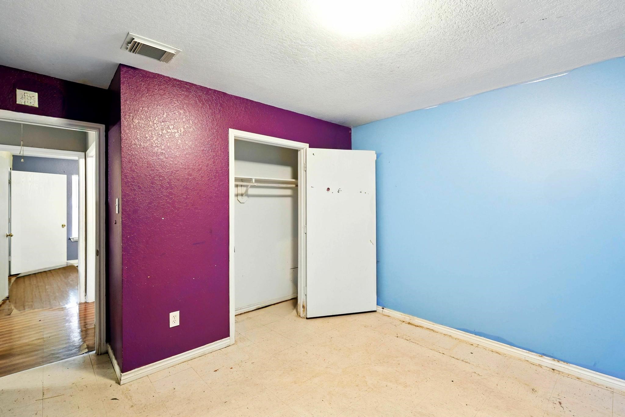 2005 Worms Street Houston, TX 77020 - Photo 9 of 11 a view of an empty room