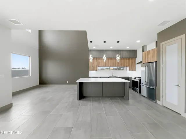 $677,000 | 11317 Ardelle Avenue, El Paso, TX 79936