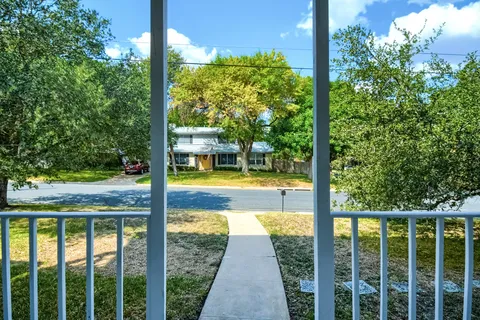 $2,500 | 1011 Berrywood Drive, Austin, TX 78753
