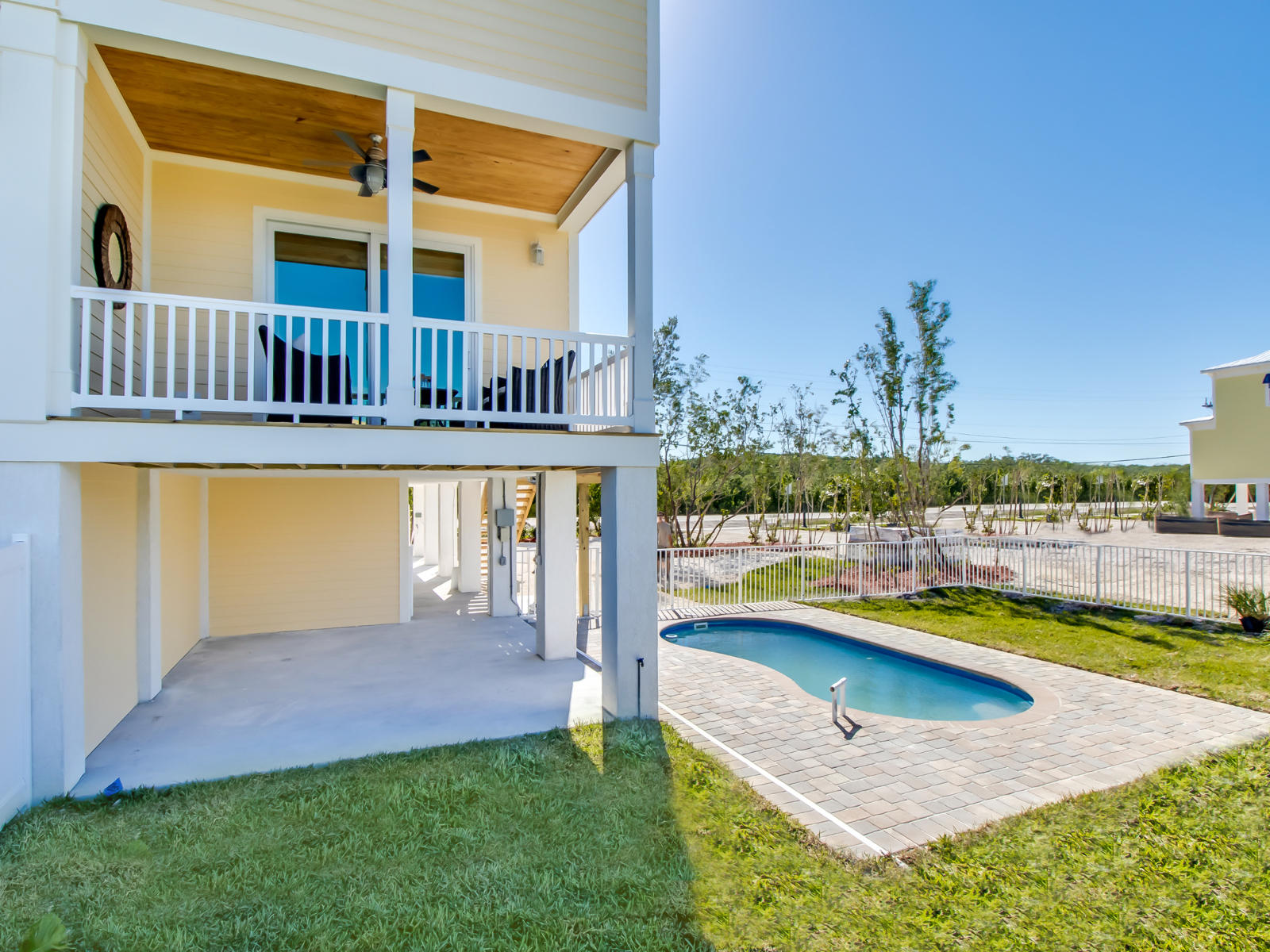 262 Sombrero Beach Road, Unit 2 Marathon, FL 33050 - Photo 5 of 23 Back_of_House