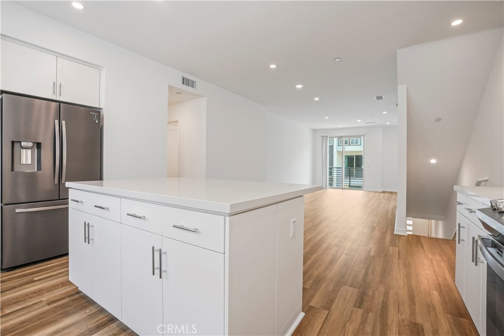 304 Placemark Irvine, CA 92614 - Photo 13 of 44