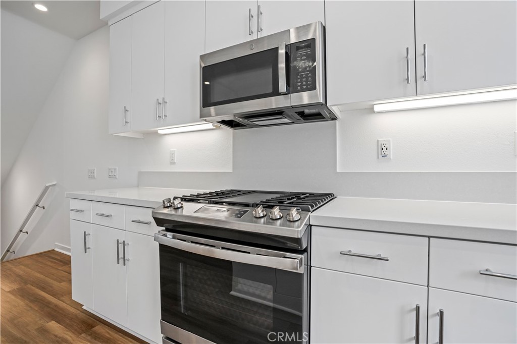 304 Placemark Irvine, CA 92614 - Photo 16 of 44