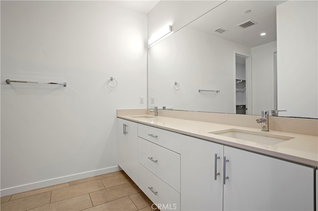 304 Placemark Irvine, CA 92614 - Photo 25 of 44