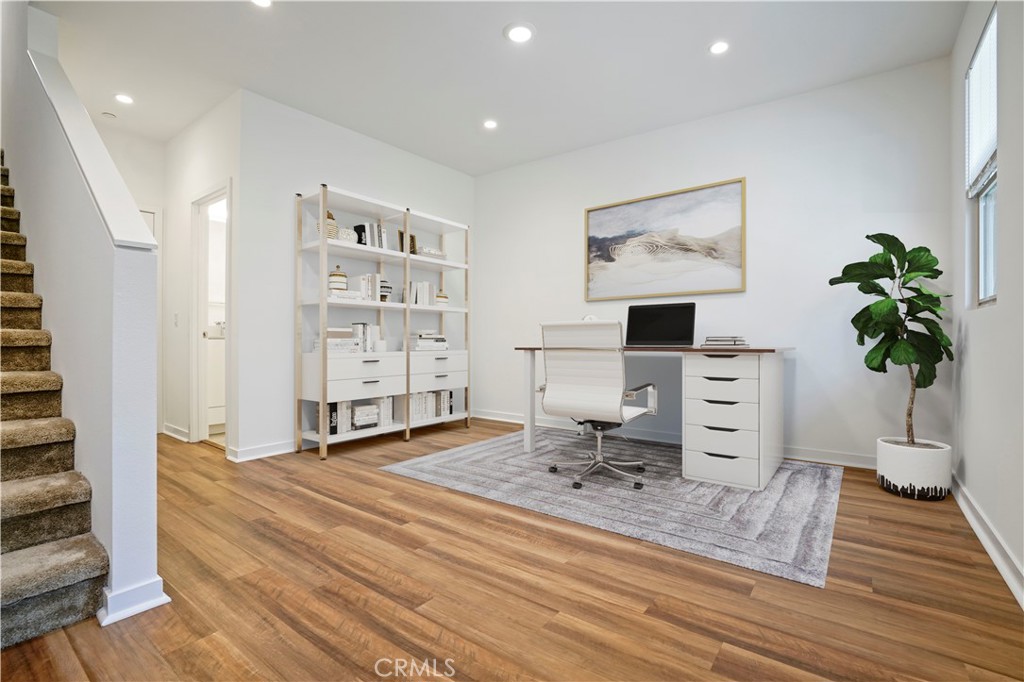 304 Placemark Irvine, CA 92614 - Photo 4 of 44 virtually staged