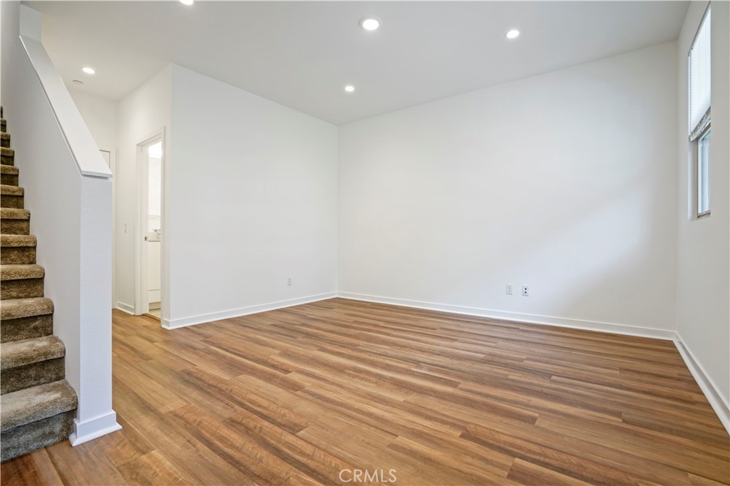 304 Placemark Irvine, CA 92614 - Photo 5 of 44