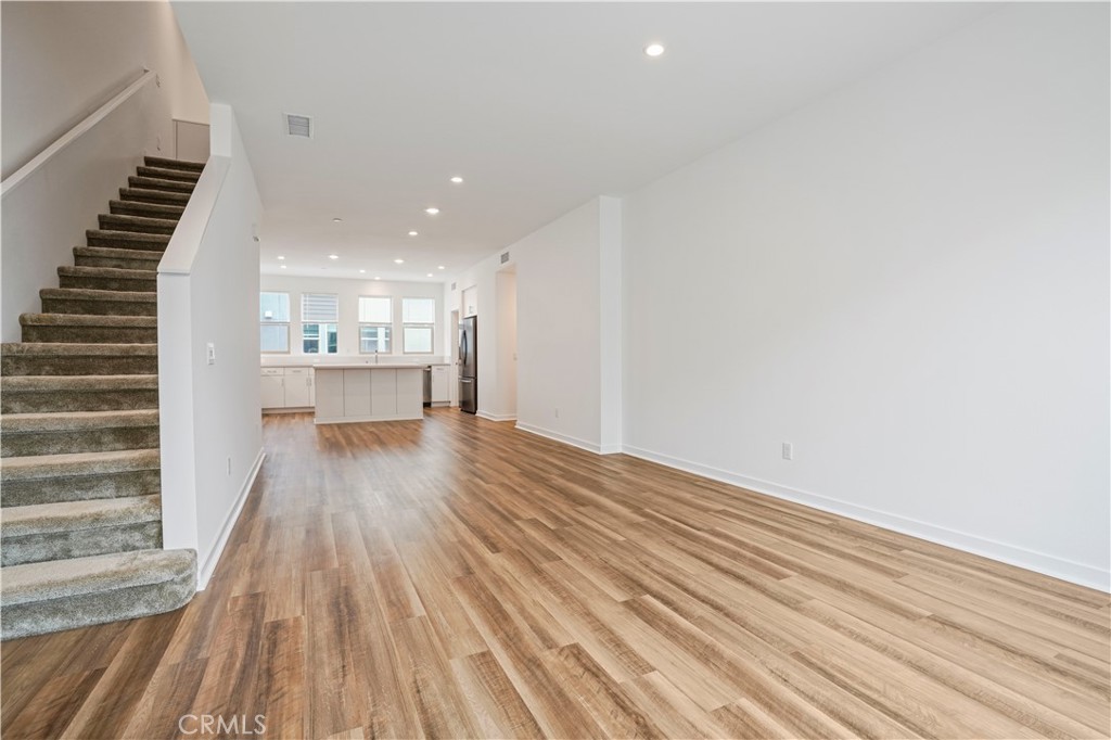 304 Placemark Irvine, CA 92614 - Photo 10 of 44