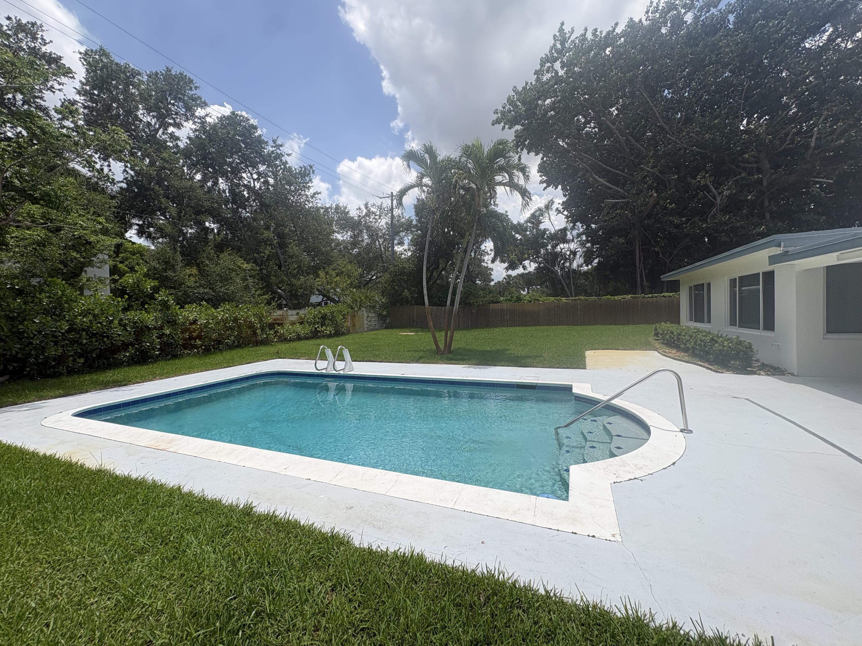 1400 Northwest 4th Street Boca Raton, FL 33486 - Photo 22 of 22 IMG_3425 2
