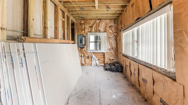 $850,000 | 2100 Southwest 25th Street, Miami, FL 33133