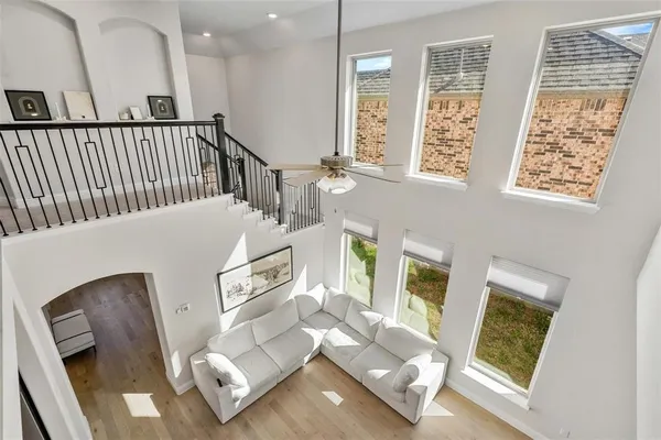 $3,100 | 1220 West Yarrow Avenue, Justin, TX 76247