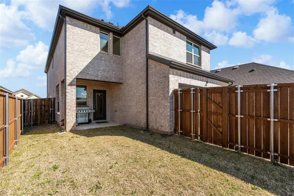 $3,100 | 1220 West Yarrow Avenue, Justin, TX 76247
