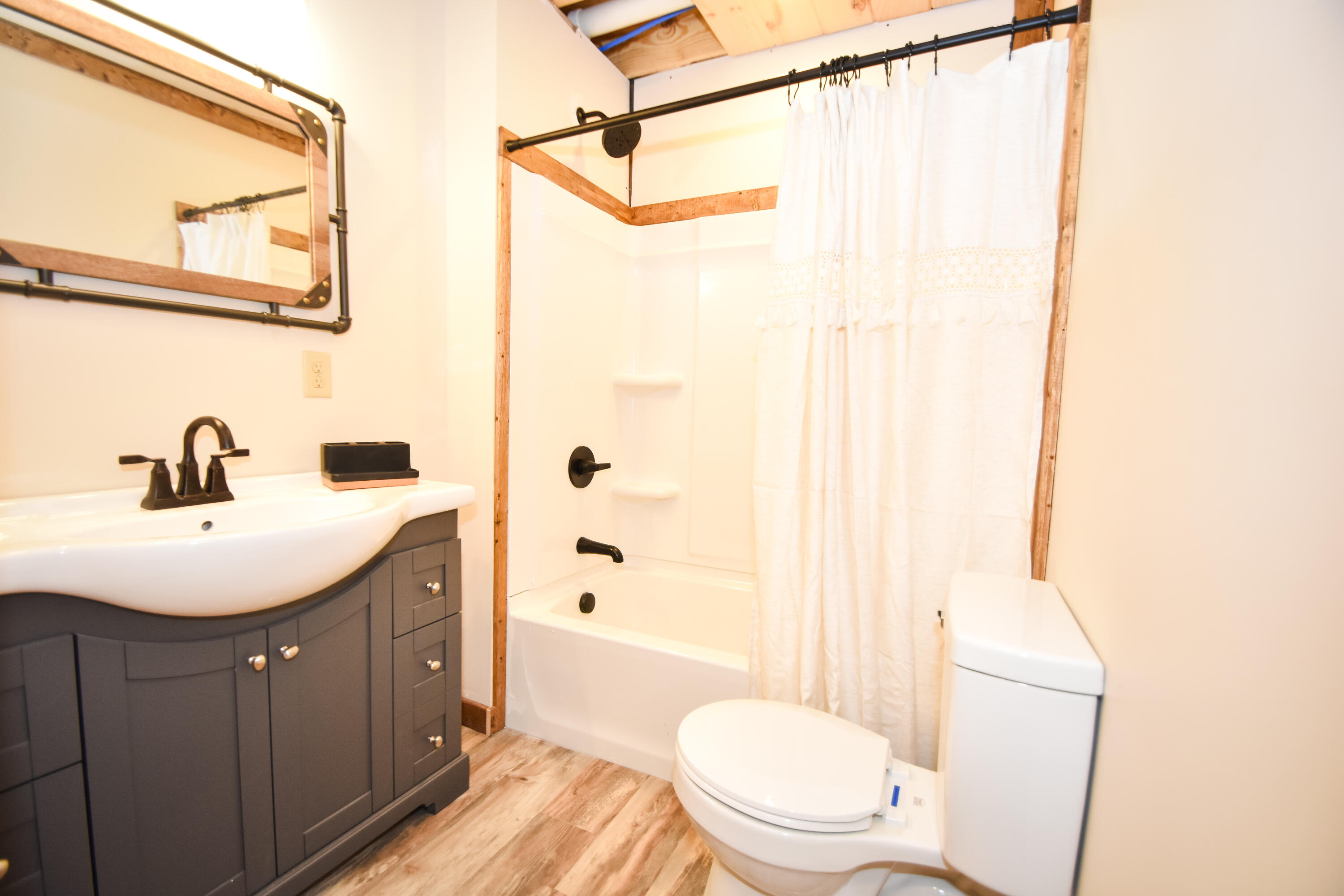 11592 Red Lick Road Irvine, KY 40336 - Photo 14 of 24 DSC_1557