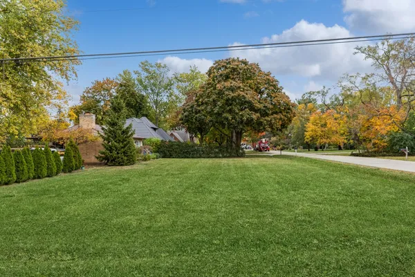 $399,000 | 108 South Parkway, Prospect Heights, IL 60070