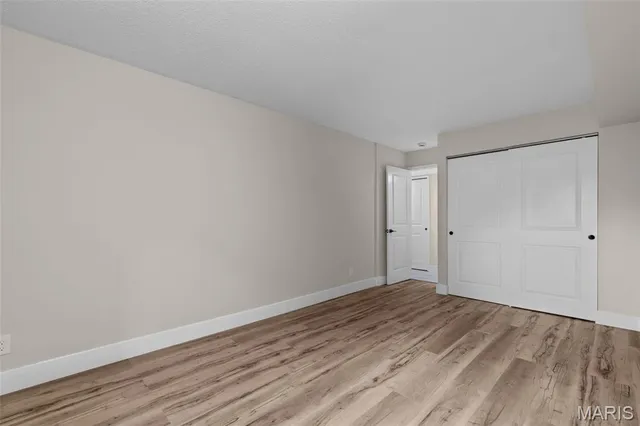 $275,000 | 514 Coeur De Royale Drive, Unit 202, Creve Coeur, MO 63141