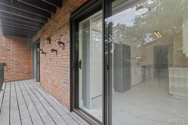 $275,000 | 514 Coeur De Royale Drive, Unit 202, Creve Coeur, MO 63141