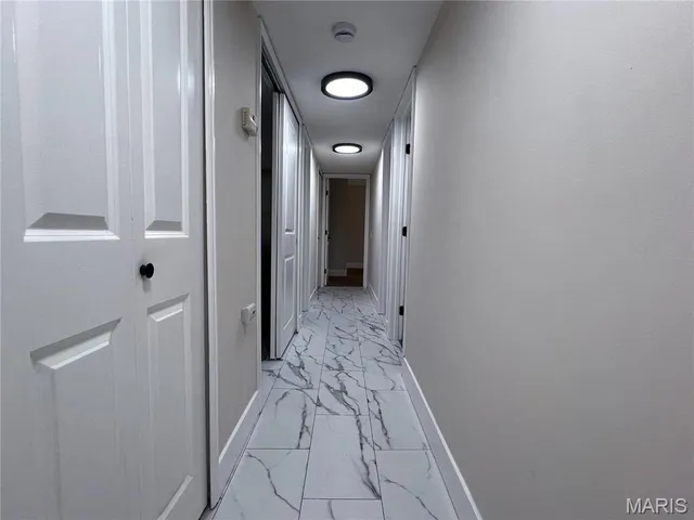 $275,000 | 514 Coeur De Royale Drive, Unit 202, Creve Coeur, MO 63141