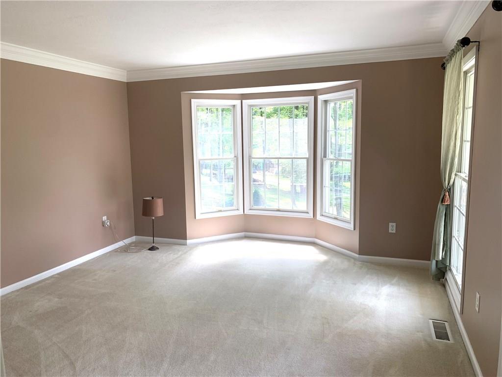 477 Pearson Road Clairton, PA 15025 - Photo 3 of 18 Gallery Image 3