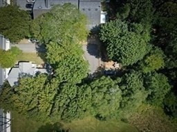 204 Elm Street Amesbury, MA 01913 - Photo 23 of 28 a view of a garden with plants