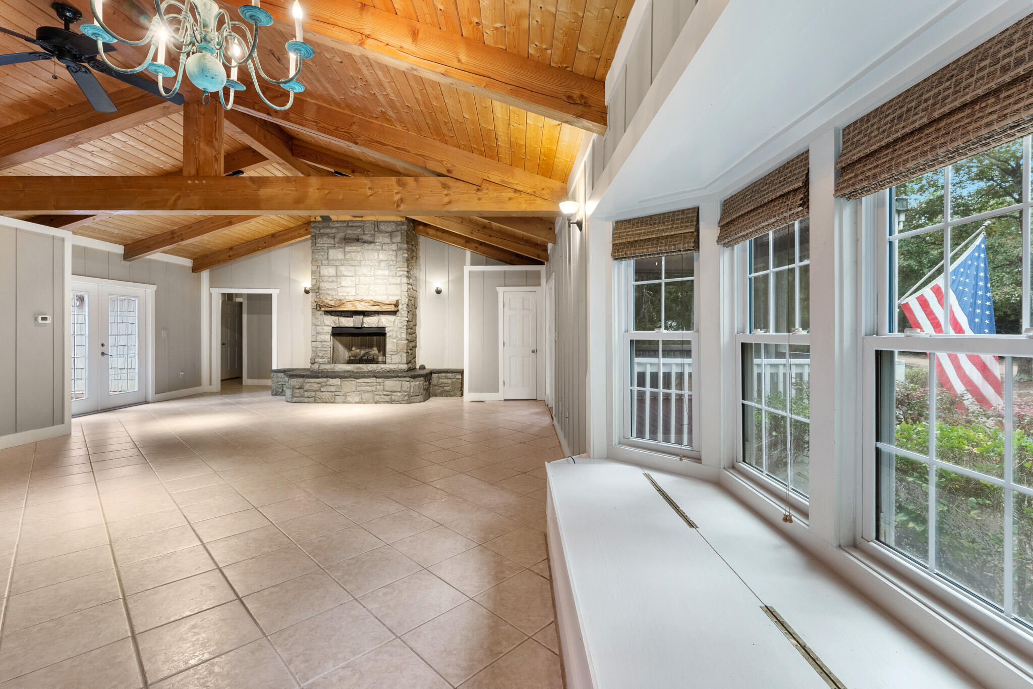 108 Osprey Lane Santa Rosa Beach, FL 32459 - Photo 5 of 40 a view of livingroom with furniture