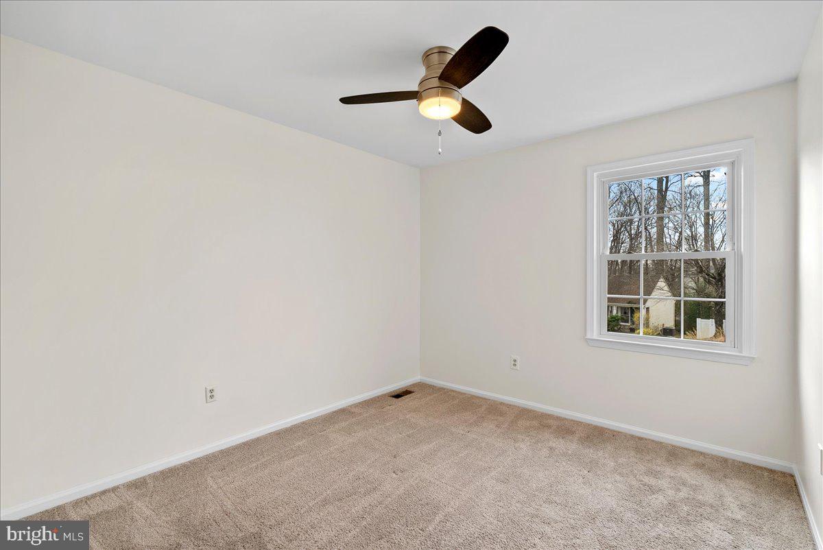 7596 Ruxton Drive Springfield, VA 22153 - Photo 28 of 40 an empty room with a window