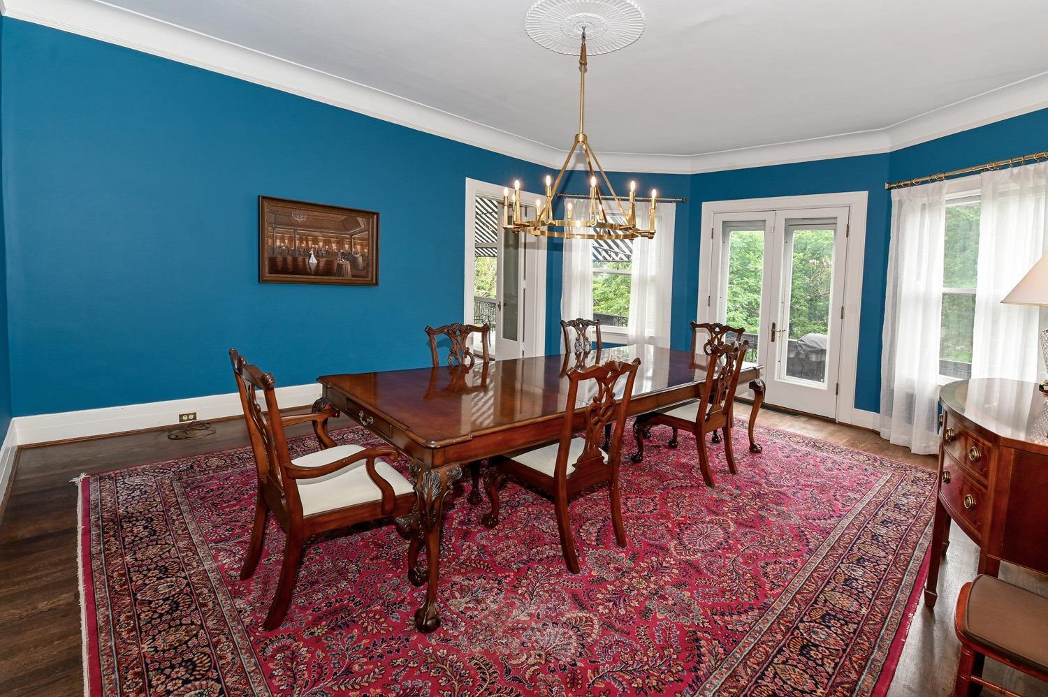 2461 Grandin Road Cincinnati, OH 45208 - Photo 11 of 48