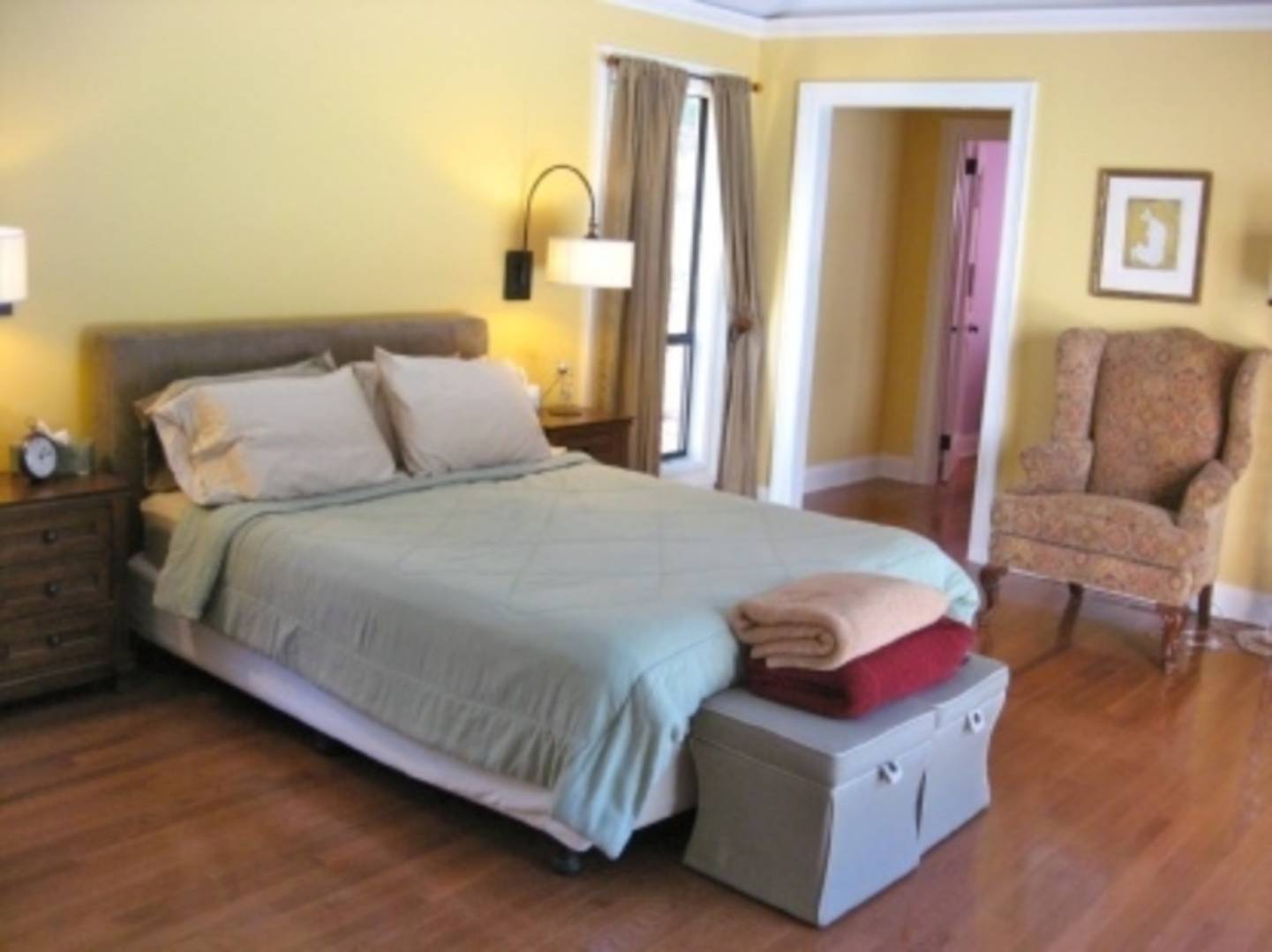 13 Diane Drive East Hampton, NY 11937 - Photo 5 of 7 a bedroom with a bed and a couch