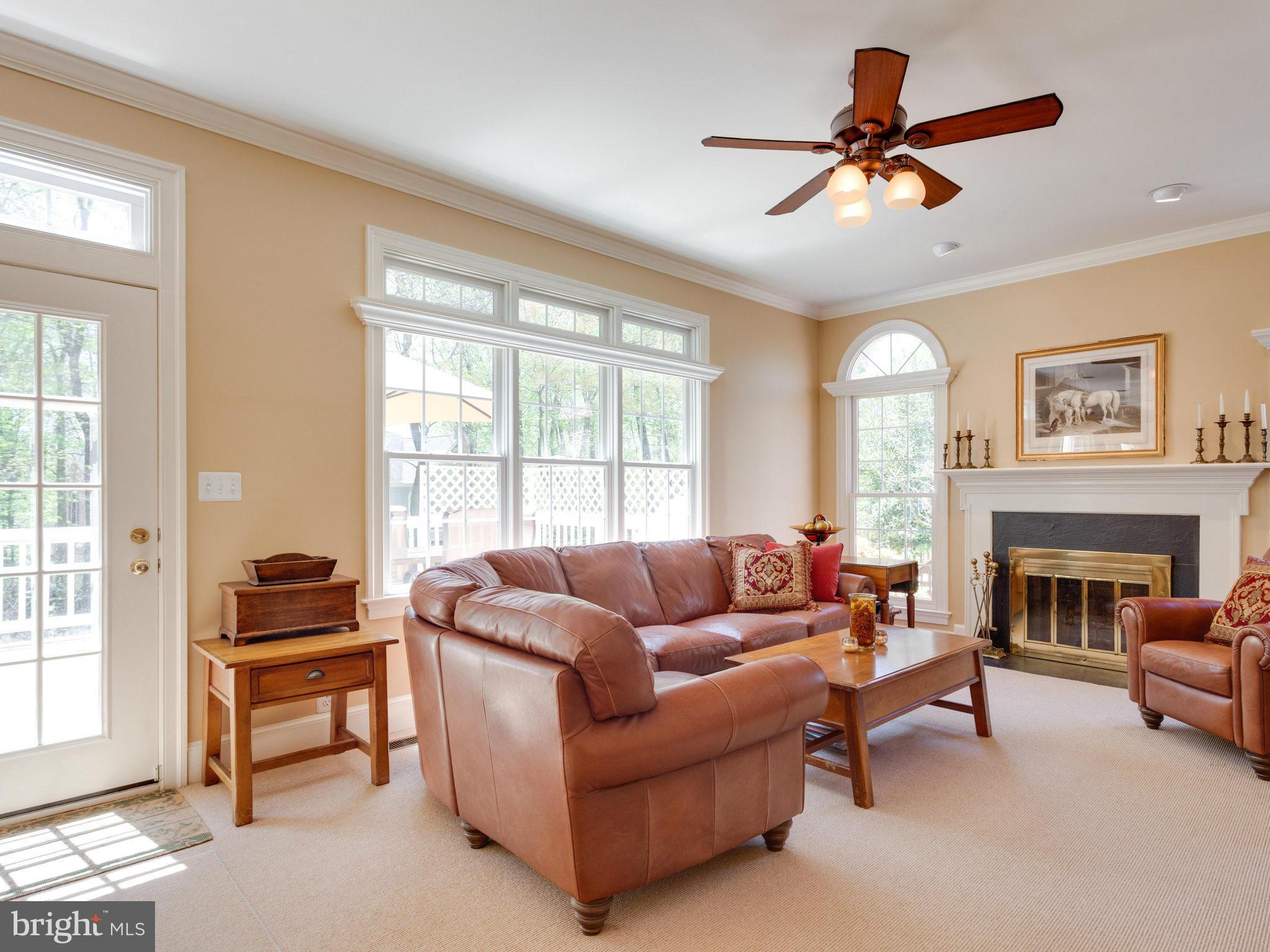 11279 Center Harbor Road Reston, VA 20194 - Photo 9 of 25 Family Room