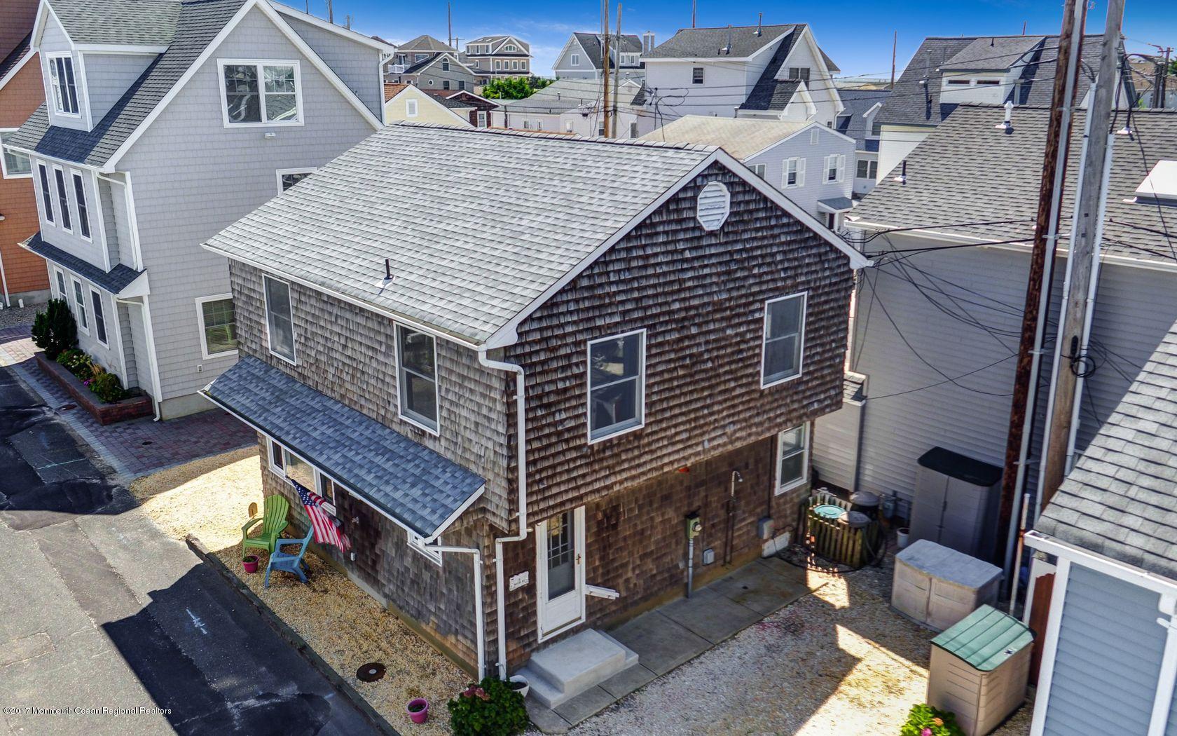 25 Malibu Road Lavallette, NJ 08735 - Photo 33 of 39 2