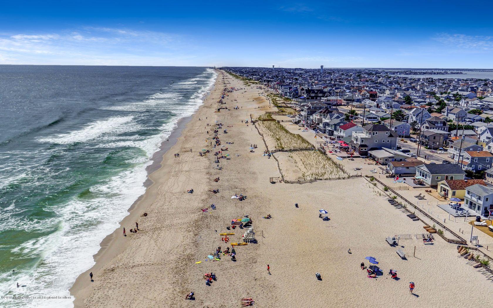 25 Malibu Road Lavallette, NJ 08735 - Photo 5 of 39 Steps to this Beautiful Beach