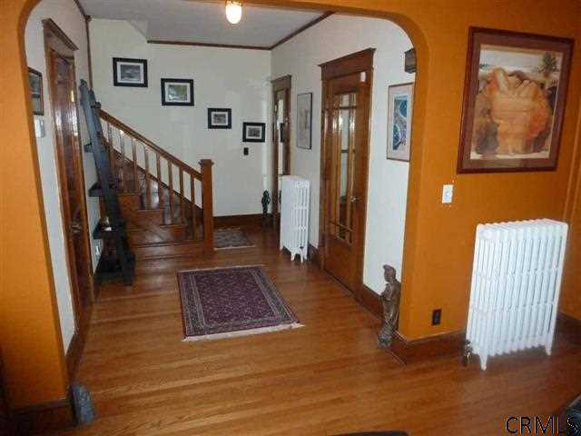 196 Whitehall Road Albany, NY 12209 - Photo 13 of 25 Photo 13