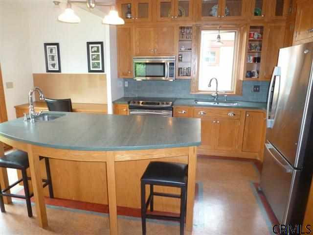 196 Whitehall Road Albany, NY 12209 - Photo 17 of 25 Photo 17