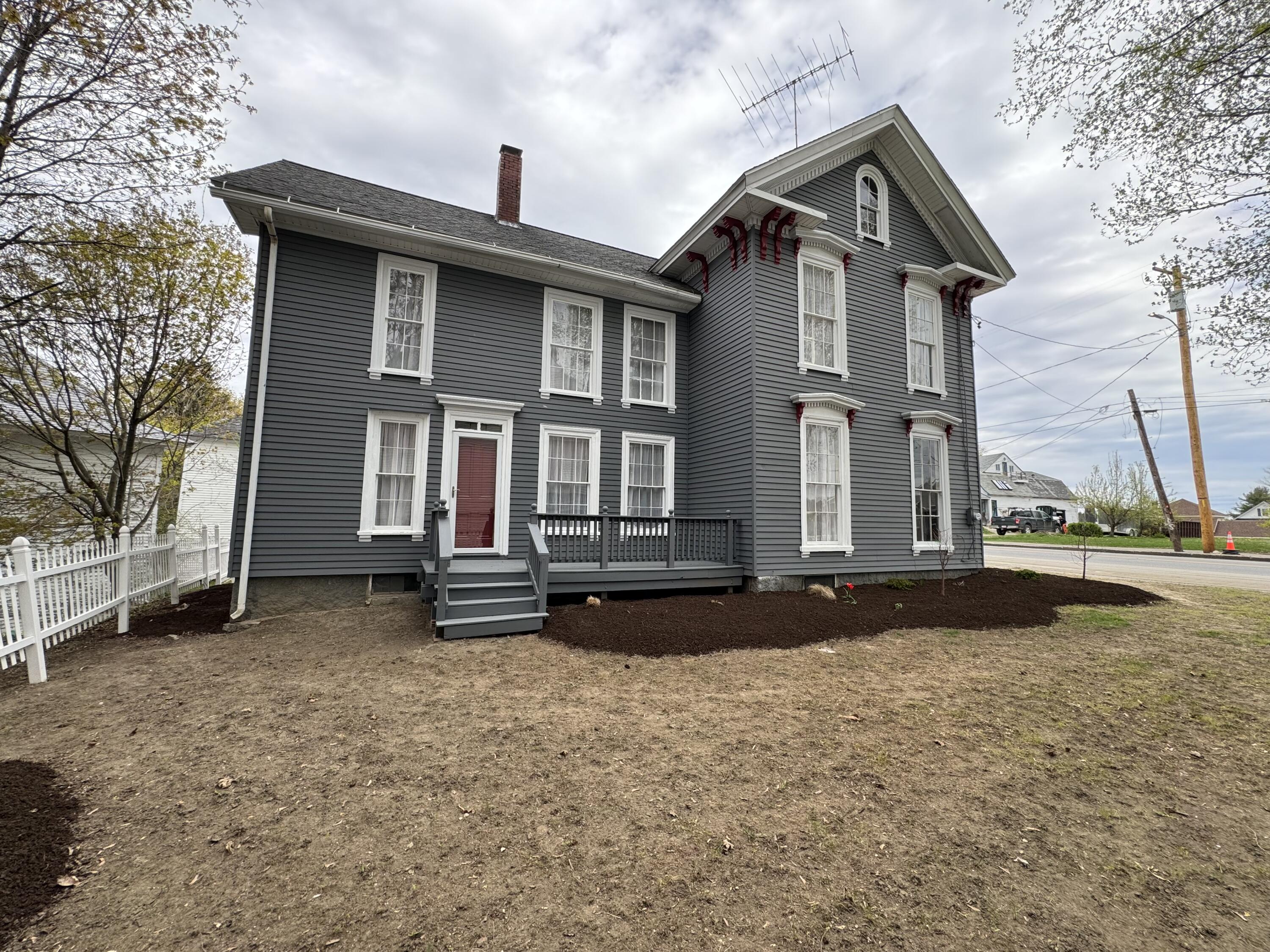 12 Lee Road, Lincoln, ME 04457 Compass