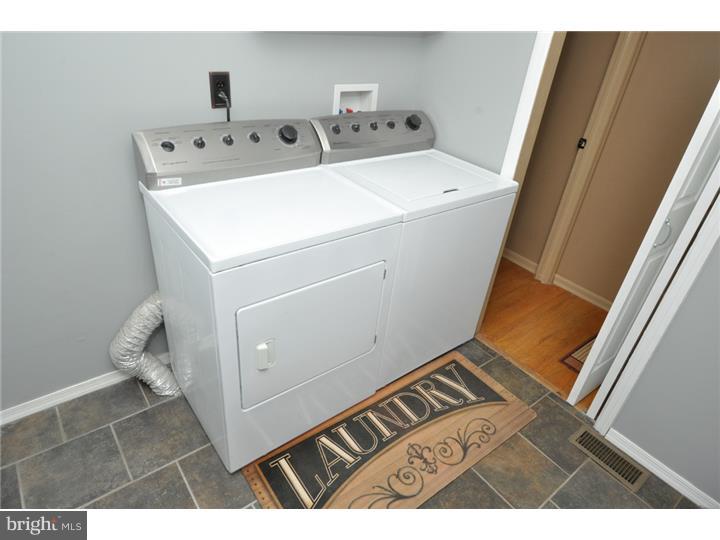 612 Parry Road Cinnaminson, NJ 08077 - Photo 19 of 24 Laundry Room