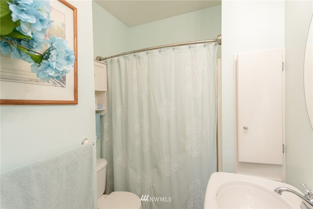 810 Southwest Chehalis Avenue Chehalis, WA 98532 - Photo 5 of 17 Gallery Image 5
