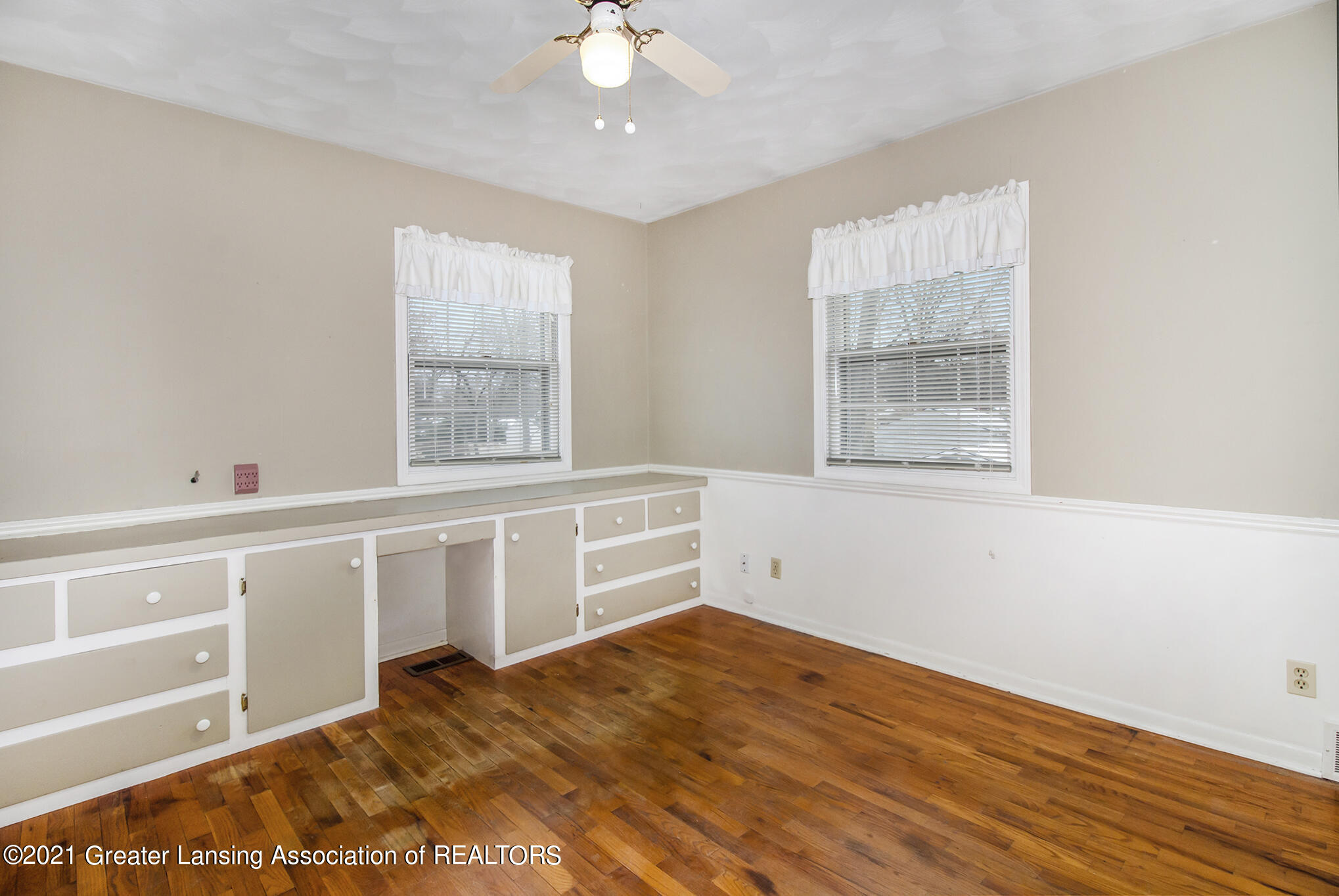 2921 Norwich Road Lansing, MI 48911 - Photo 15 of 25 IMG_7338