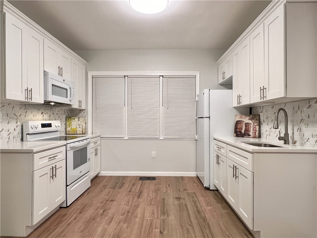 515 Evening Inn Road Oneonta, NY 13820 - Photo 8 of 50 515-A Kitchen