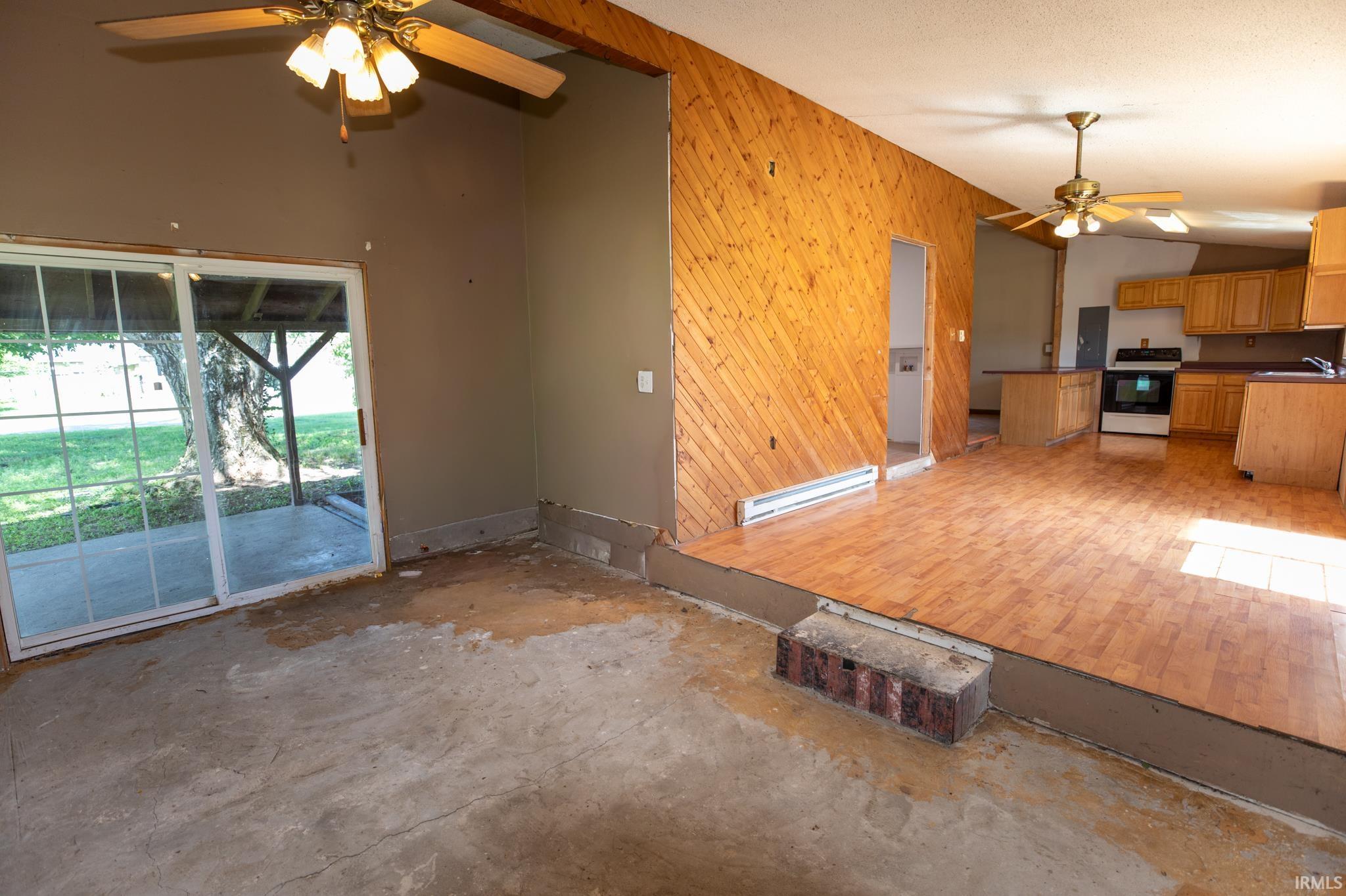 103 South Perry Street Rochester, IN 46975 - Photo 10 of 17