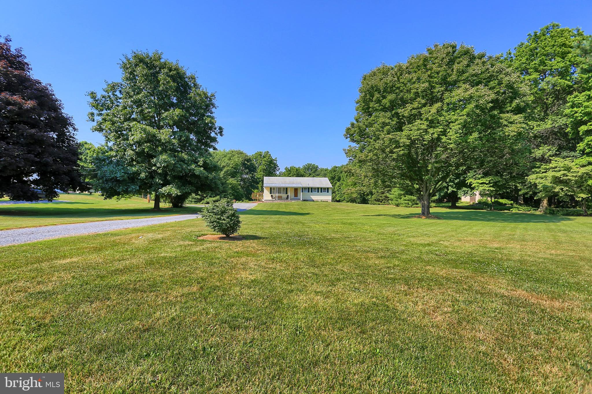 5486 Polktown Road Waynesboro, PA 17268 - Photo 4 of 41 Gallery Image 4