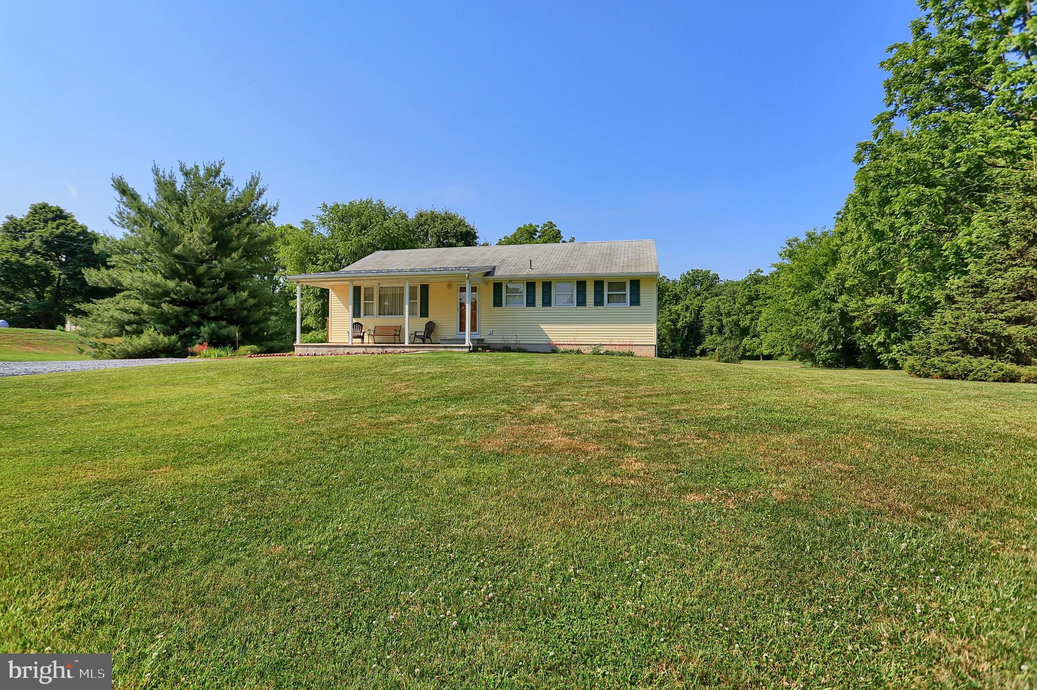 5486 Polktown Road Waynesboro, PA 17268 - Photo 6 of 41 Gallery Image 6