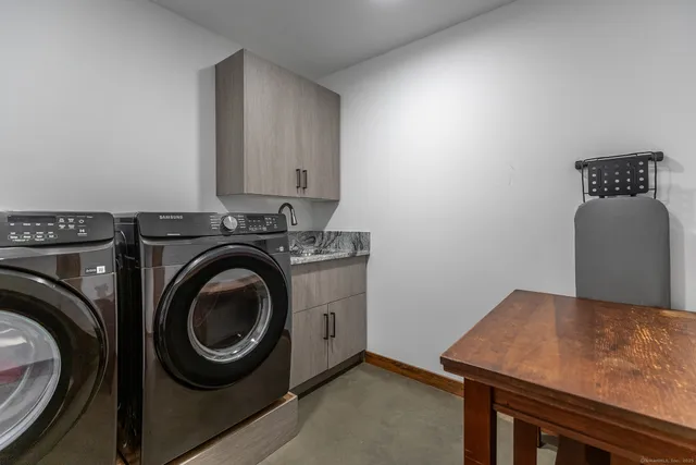 $1,890,000 | 6 Kubish Road, Litchfield, CT 06759