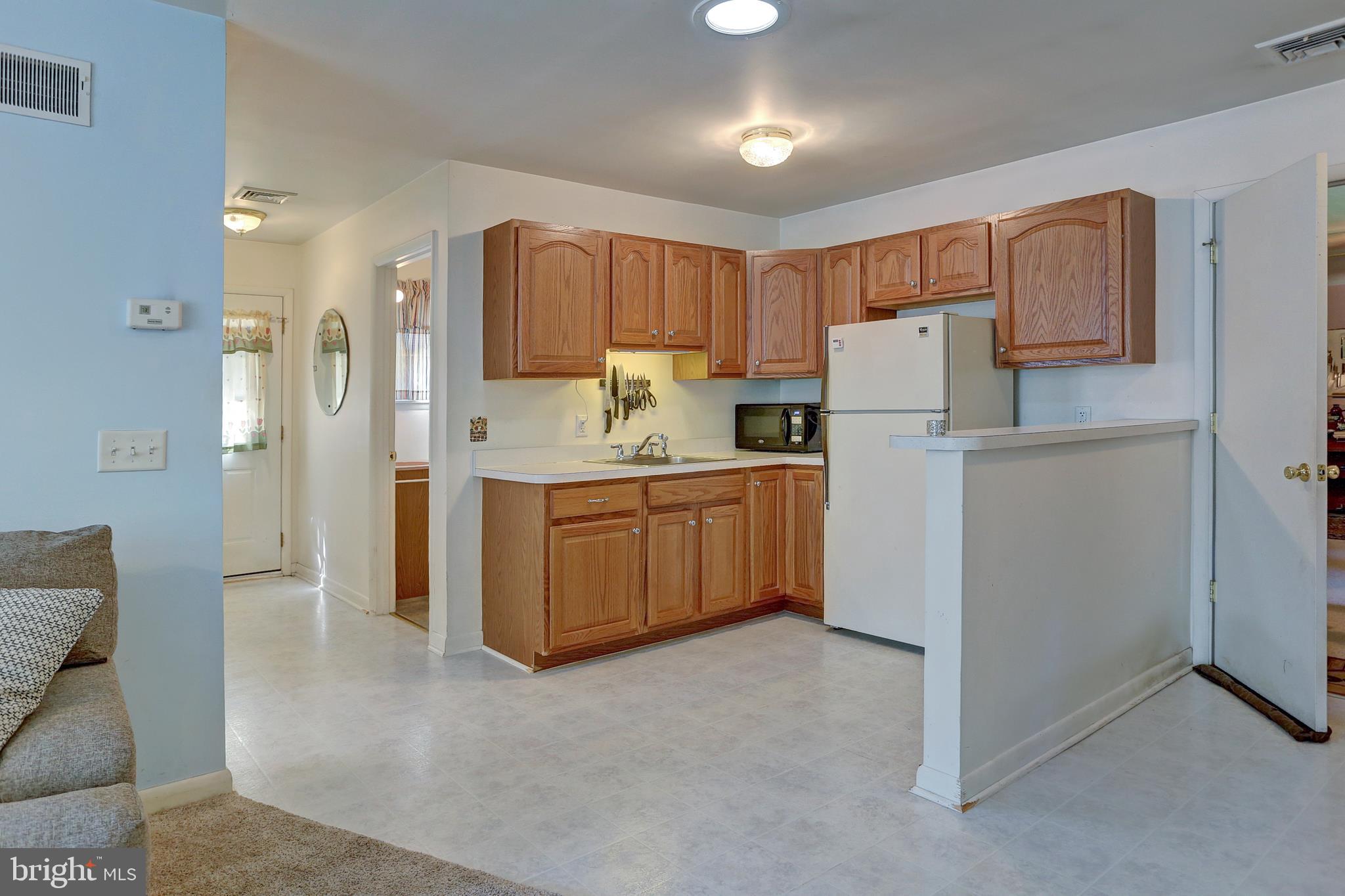 6491 Union Deposit Road Harrisburg, PA 17111 - Photo 14 of 44 Gallery Image 14