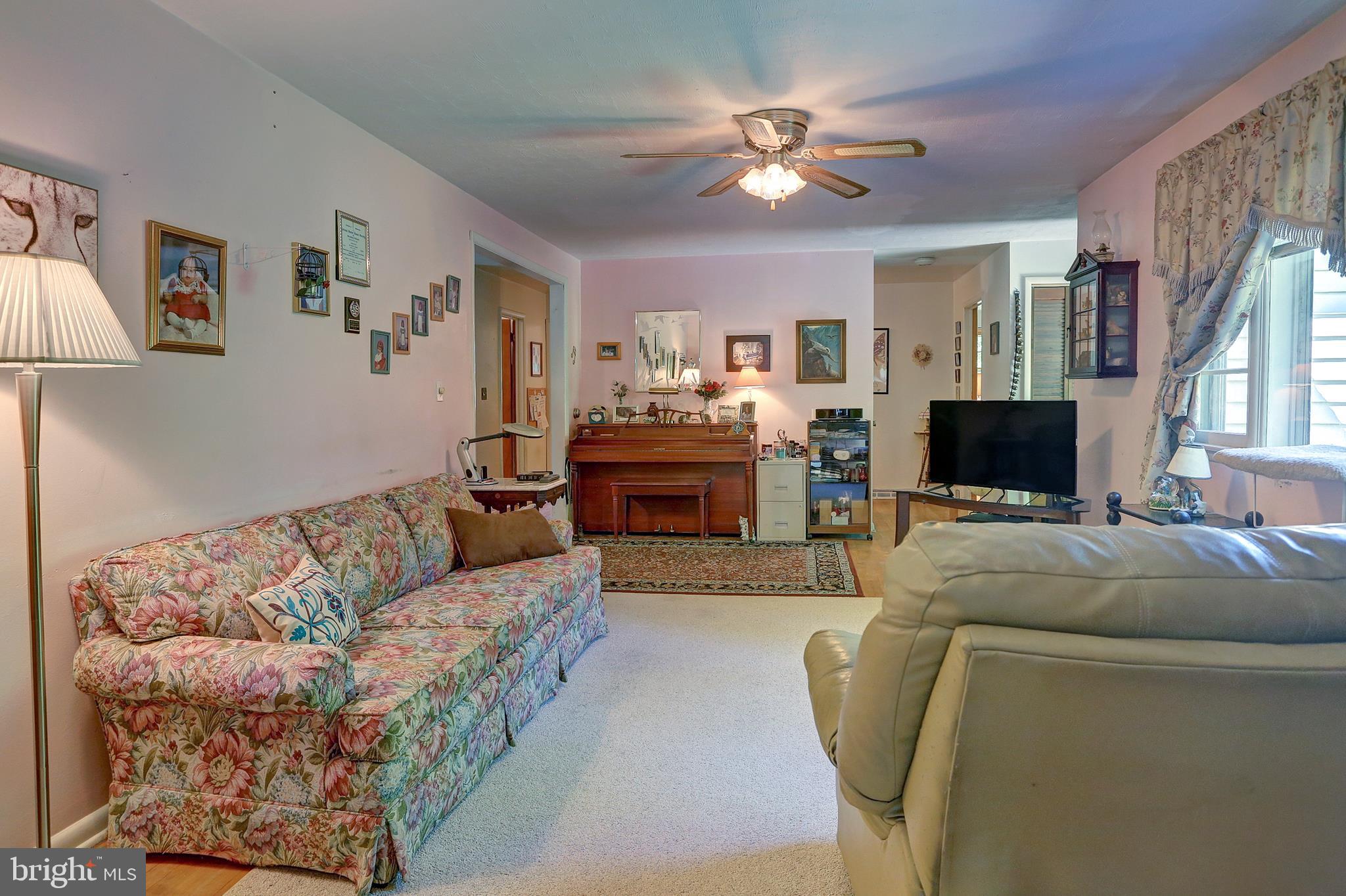 6491 Union Deposit Road Harrisburg, PA 17111 - Photo 6 of 44 Gallery Image 6